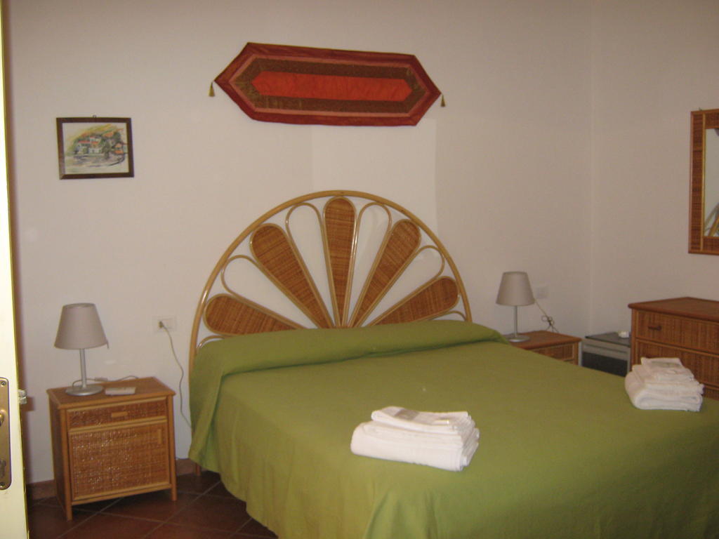 Albergo Seaside Leni Pokoj fotografie