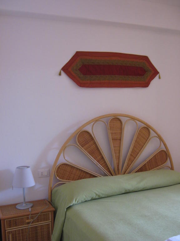 Albergo Seaside Leni Pokoj fotografie